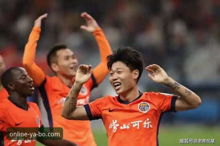 亚博App安装失败 青岛海牛3-1击溃上海海港:亚博体育平台赛事投注完整指南与关键战局分析